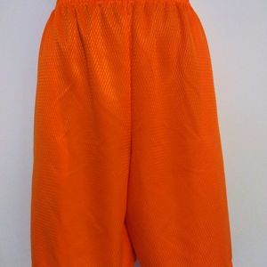 Shorts Athletic Size. L and color red